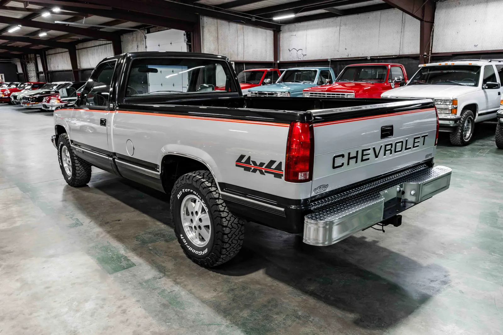 One Owner 1988-Chevrolet-Silverado-Black-306617-35.jpg